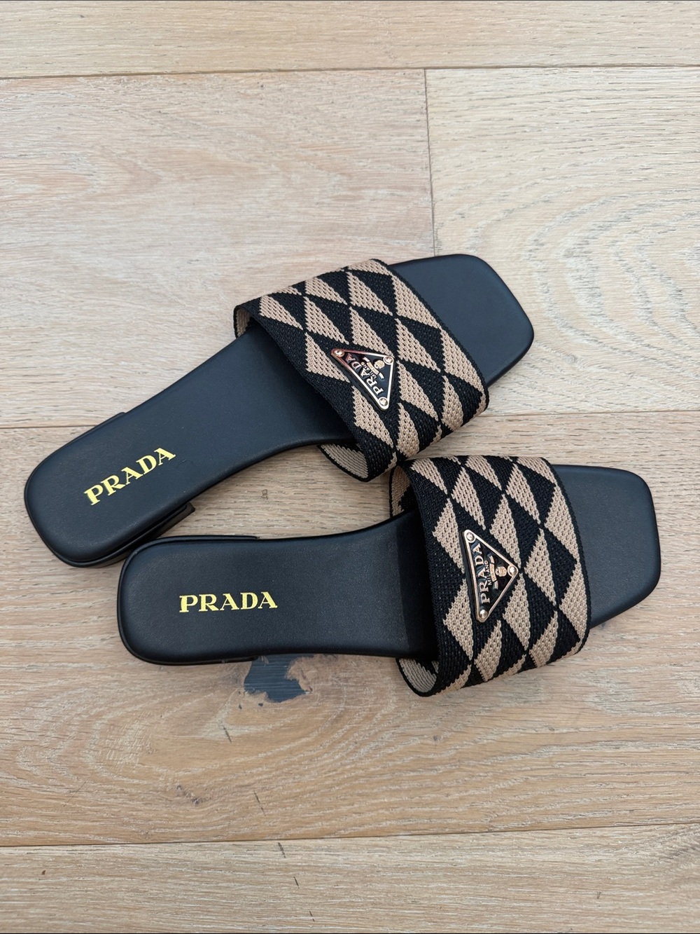 Black and Tan Diamond-Pattern Slide Sandals